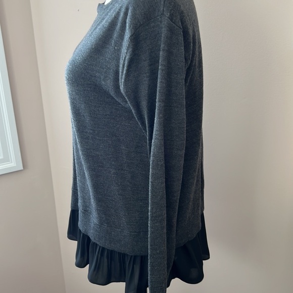 CLUB Monaco l Long Sleeve Blouse with Ruffle Detail - Picture 2 of 6